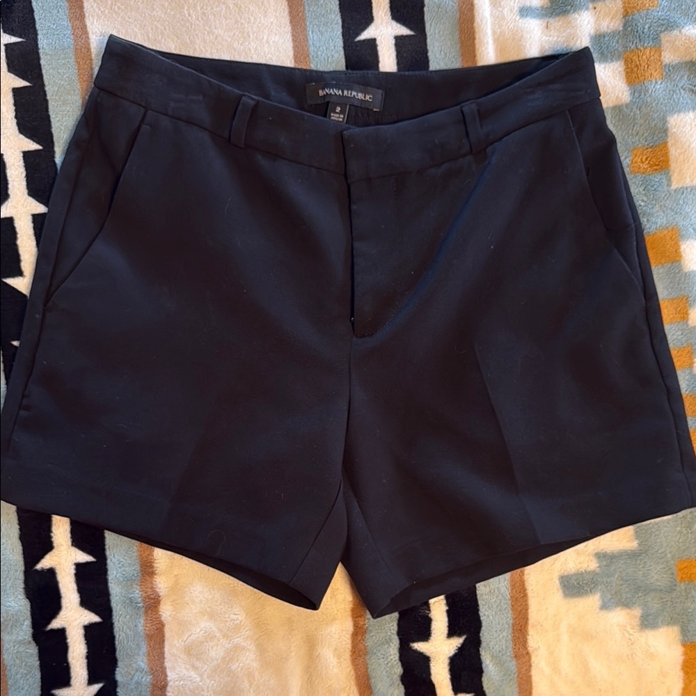 Banana Republic Black Bermuda Shorts Tailored Cotton Blend - never worn